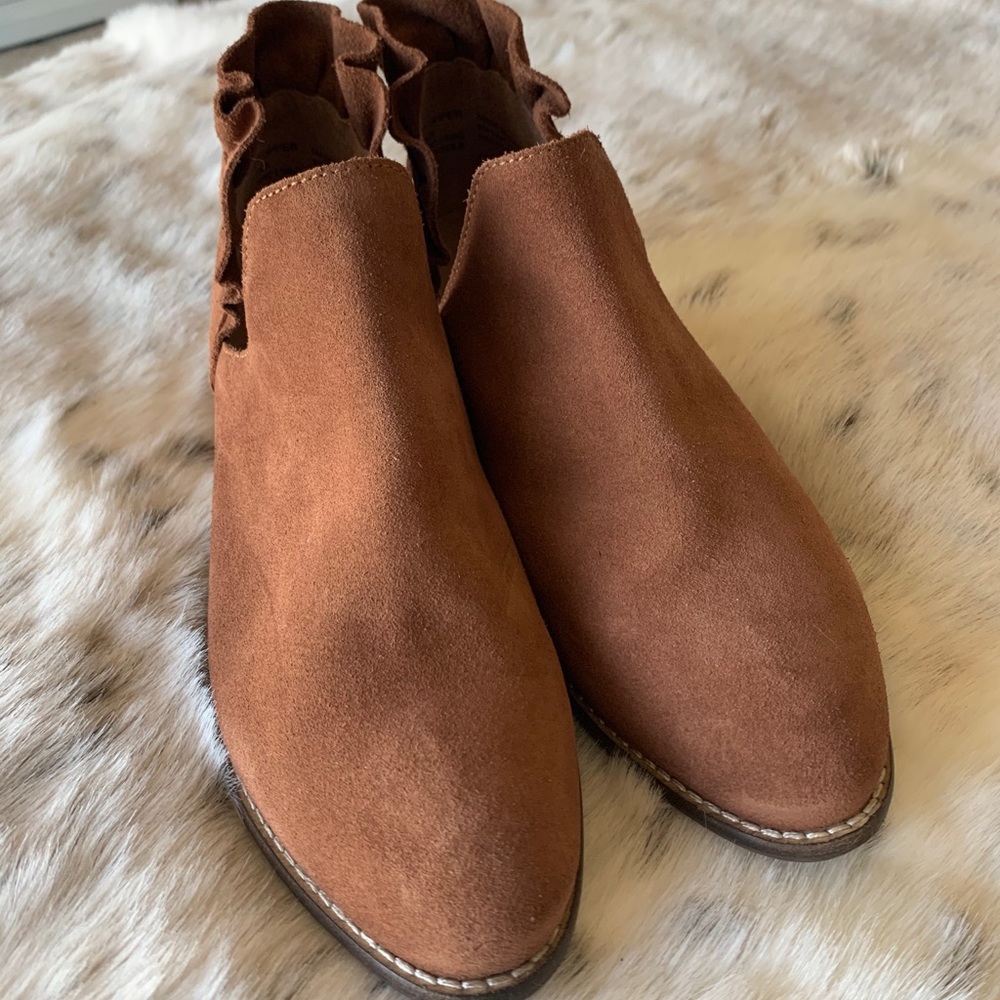 Women’s shoes